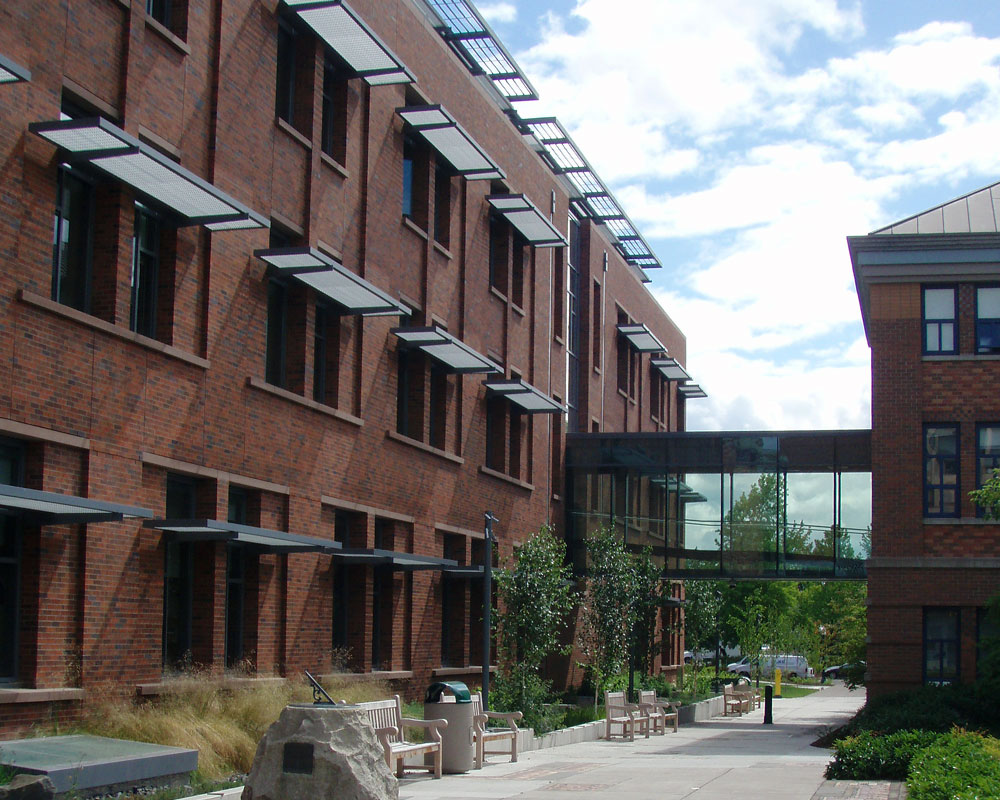 University of Oregon Lewis Integrative Science Building